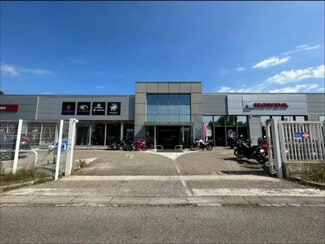 Plus de détails pour Commerce de détail à louer