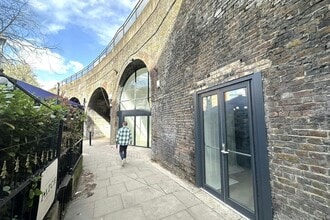 Bridgewater Way, Windsor for lease Building Photo- Image 2 of 3