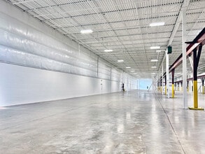 3909 Research Blvd, Dayton, OH for lease Interior Photo- Image 2 of 2