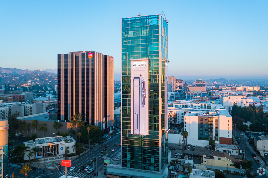 6290 W Sunset Blvd, Los Angeles, CA à louer - Photo du bâtiment - Image 2 de 5