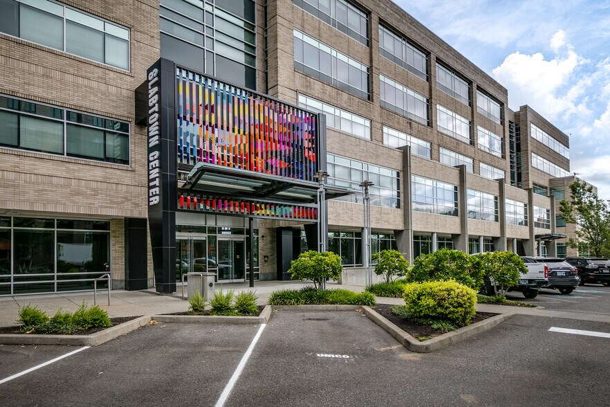 2055 NW Savier St, Portland, OR à louer - Photo du bâtiment - Image 2 de 30