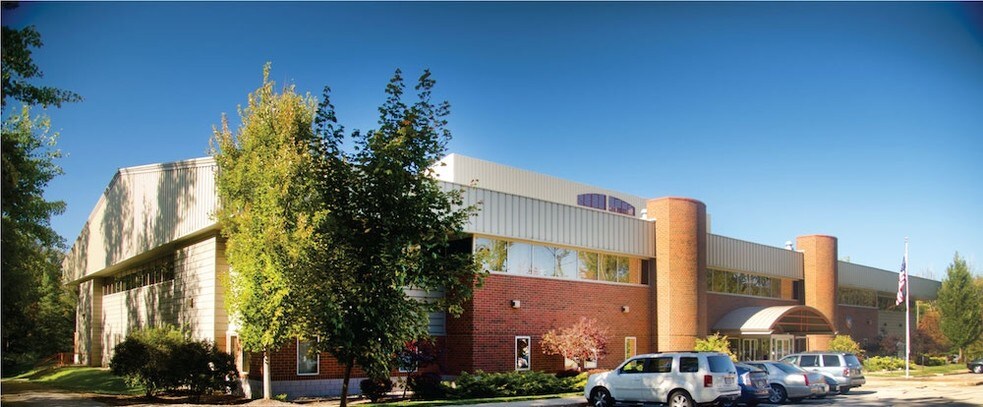 5300 Knowledge Pkwy, Erie, PA à louer - Photo du bâtiment - Image 3 de 3