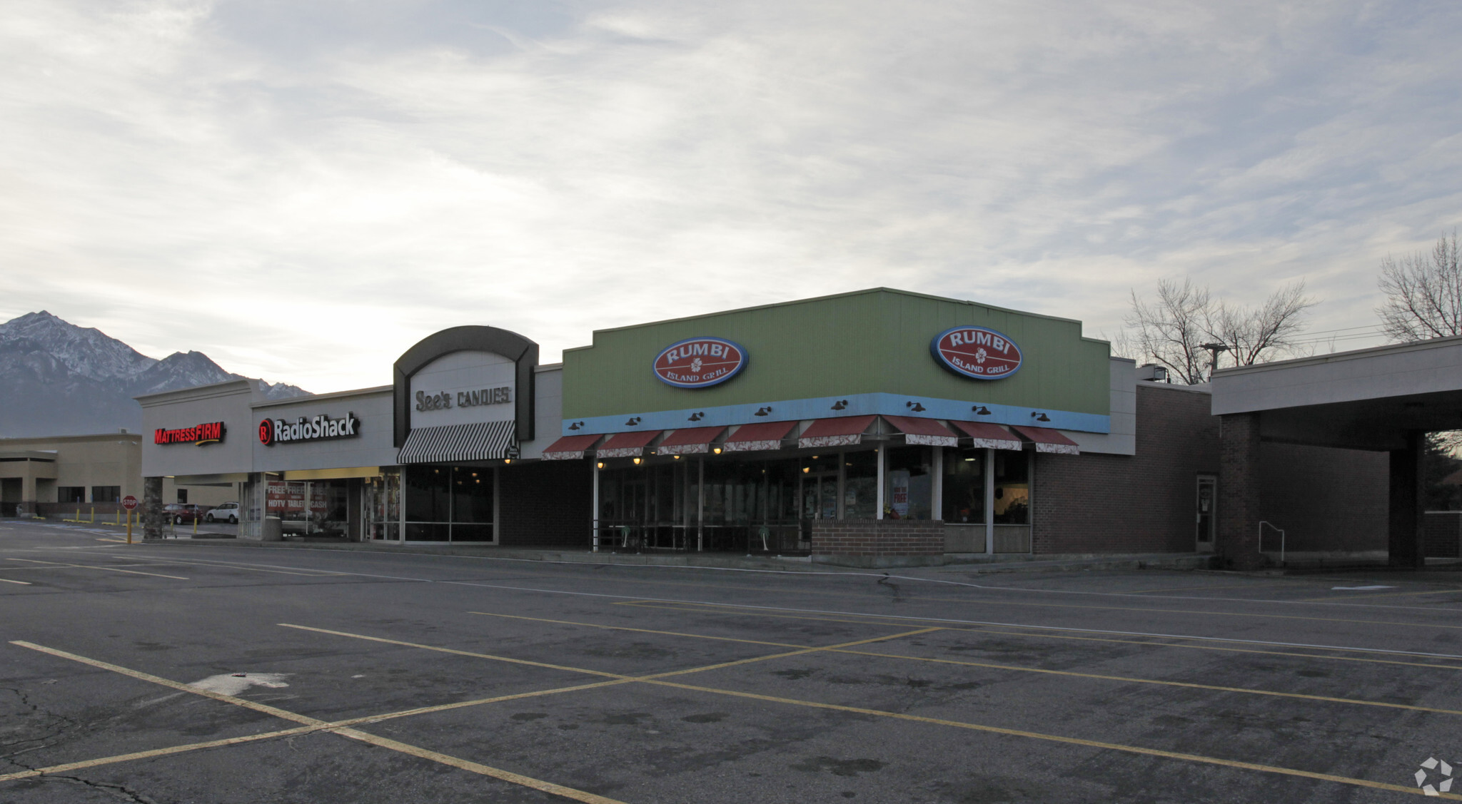 936-950 E Fort Union Blvd, Midvale, UT for sale Building Photo- Image 1 of 1