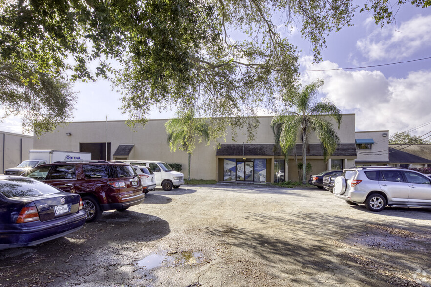 5602-5606 W Crenshaw St, Tampa, FL à vendre - Photo du bâtiment - Image 1 de 1