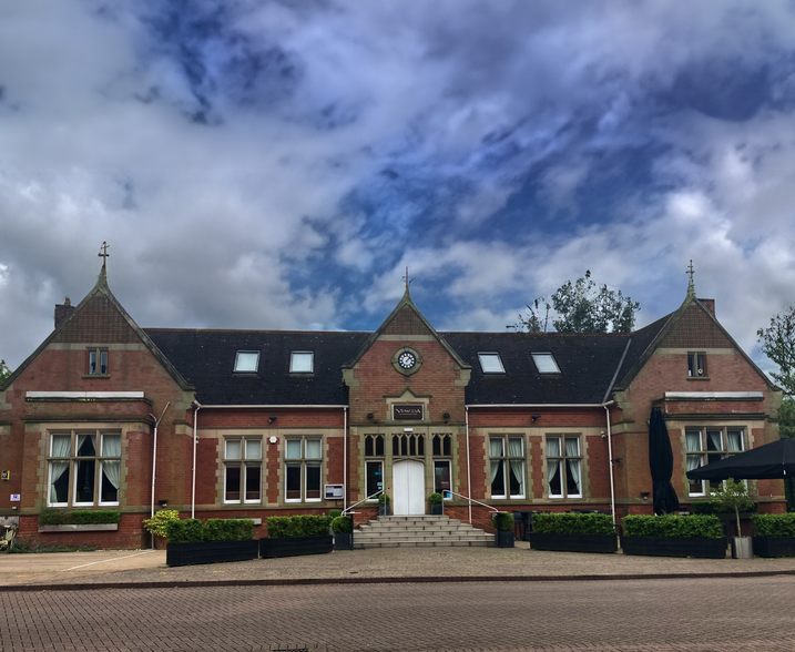 Westminster Dr, Upper Saxondale, Nottingham à louer - Photo du bâtiment - Image 2 de 2