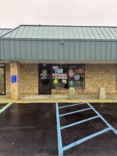 21520 Harper Ave, Saint Clair Shores, MI à louer Photo intérieure- Image 1 de 2