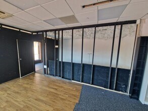 7A-7D West St, Havant à louer Photo intérieure- Image 2 de 5