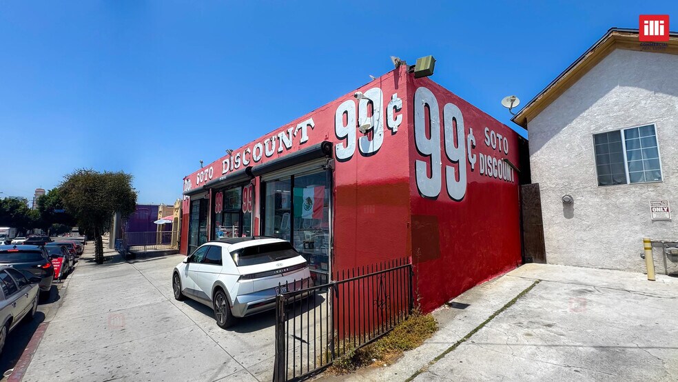 2315 E 4th St, Los Angeles, CA à louer - Photo du bâtiment - Image 2 de 8