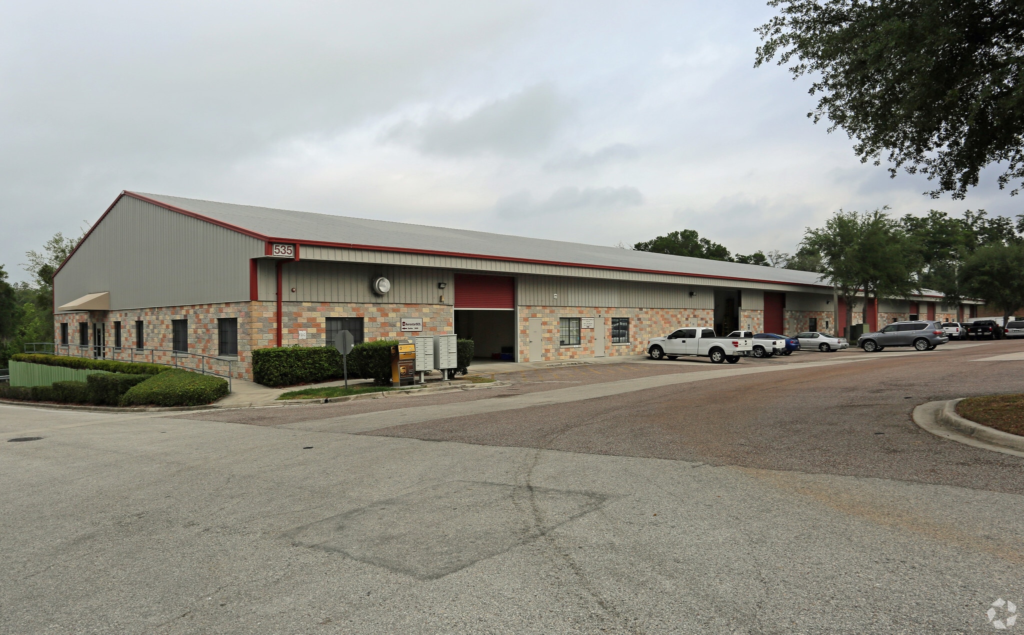 535 Cooper Commerce Dr, Apopka, FL for lease Primary Photo- Image 1 of 5