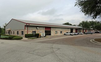 Plus de détails pour 535 Cooper Commerce Dr, Apopka, FL - Industriel à louer