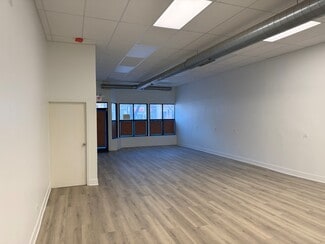 More details for 2057 W Chicago Ave, Chicago, IL - Office/Retail for Lease