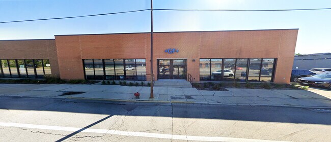 More details for 6629 W Irving Park Rd, Chicago, IL - Retail for Lease