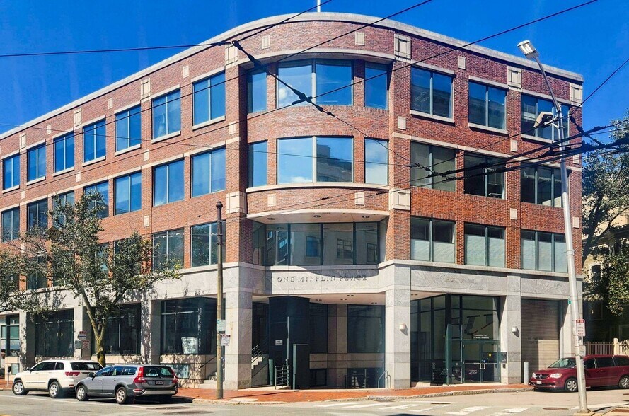 119 Mt. Auburn, Cambridge, MA à louer - Photo du bâtiment - Image 3 de 8