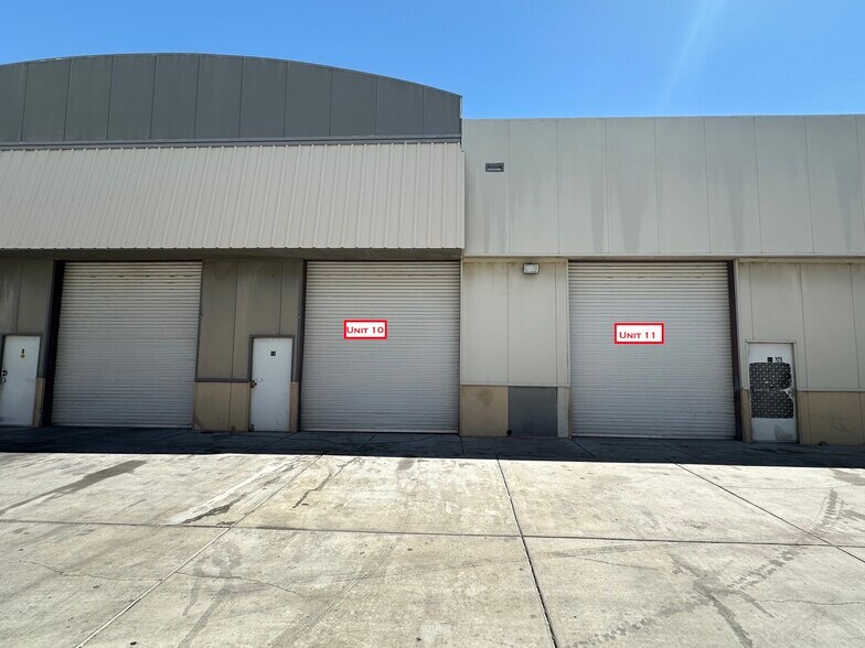 10881 Santa Fe Ave, Hesperia, CA à louer - Photo du bâtiment - Image 2 de 11