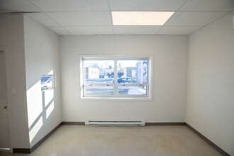 86 Rome St, Farmingdale, NY for lease Interior Photo- Image 2 of 6