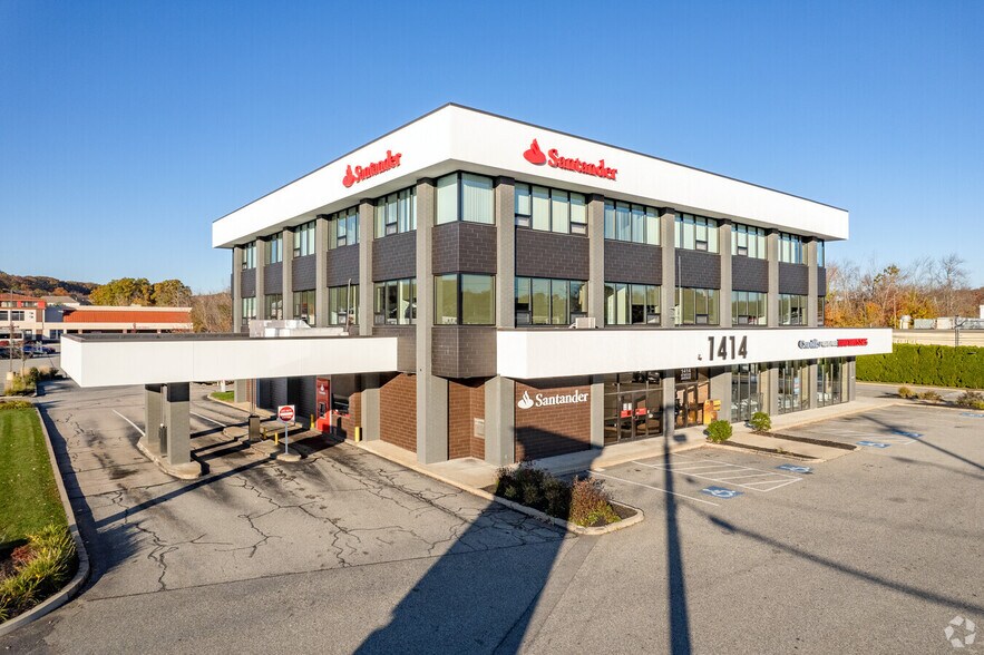 1400 Atwood Ave, Johnston, RI à louer - Photo principale - Image 2 de 7