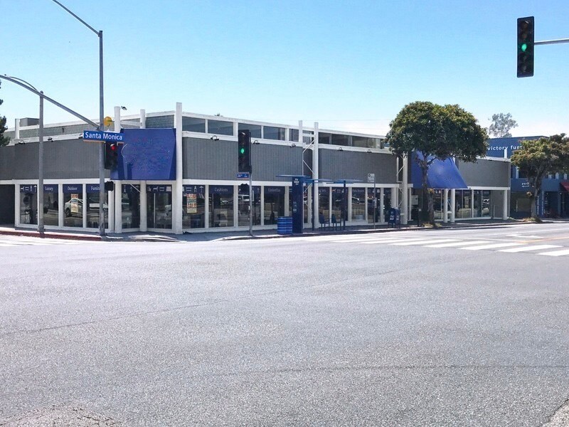 2520 Santa Monica Blvd, Santa Monica, CA à louer Photo du bâtiment- Image 1 de 18