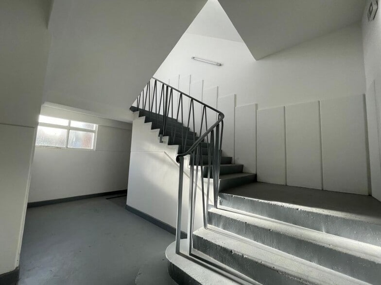 Industrial in Ivry-sur-Seine for lease - Interior Photo - Image 3 of 6
