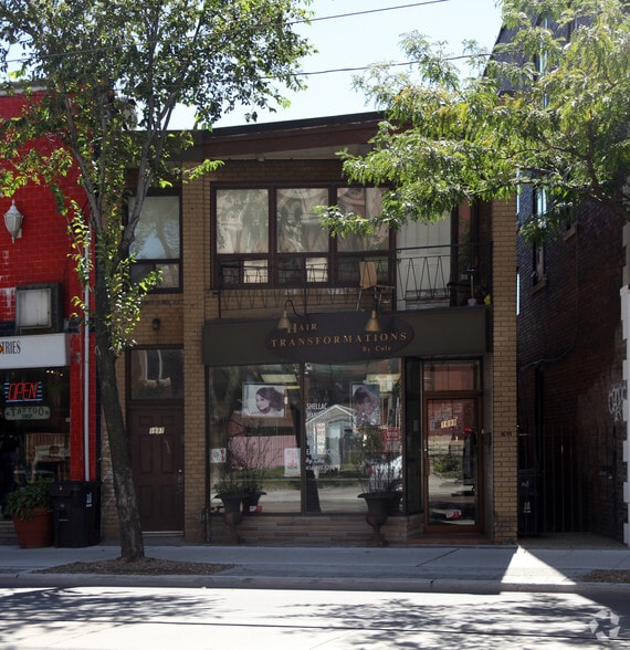 1699 Dundas St W, Toronto, ON for sale - Primary Photo - Image 1 of 1