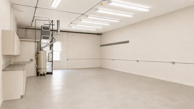 22 Morse Ave, Ewing, NJ for lease Interior Photo- Image 2 of 5