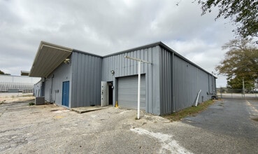 3885 N Palafox Hwy, Pensacola, FL for lease Interior Photo- Image 2 of 49