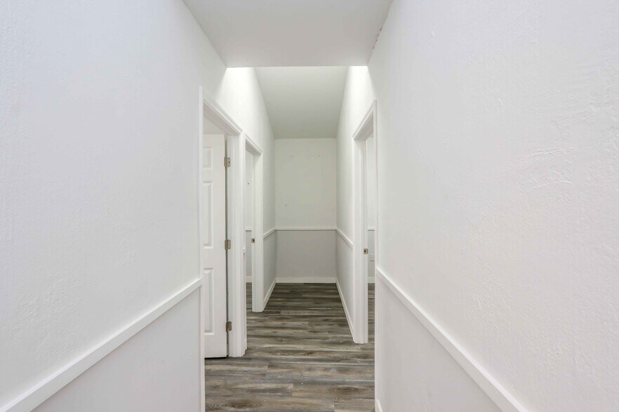 2821 SW 37th Ave, Miami, FL à vendre - Photo du bâtiment - Image 2 de 9