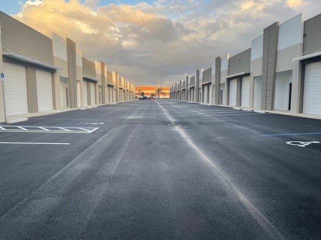 10890 NW 17th St, Doral, FL 33172 - Unité 130 - - Photo intérieure - Image 1 of 4