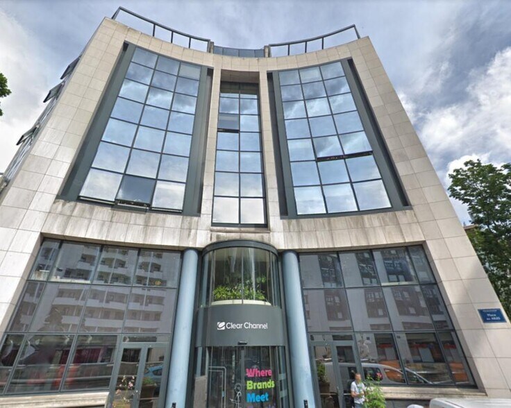 4 Place Des Ailes, Boulogne-Billancourt à louer - Photo du bâtiment - Image 1 de 9