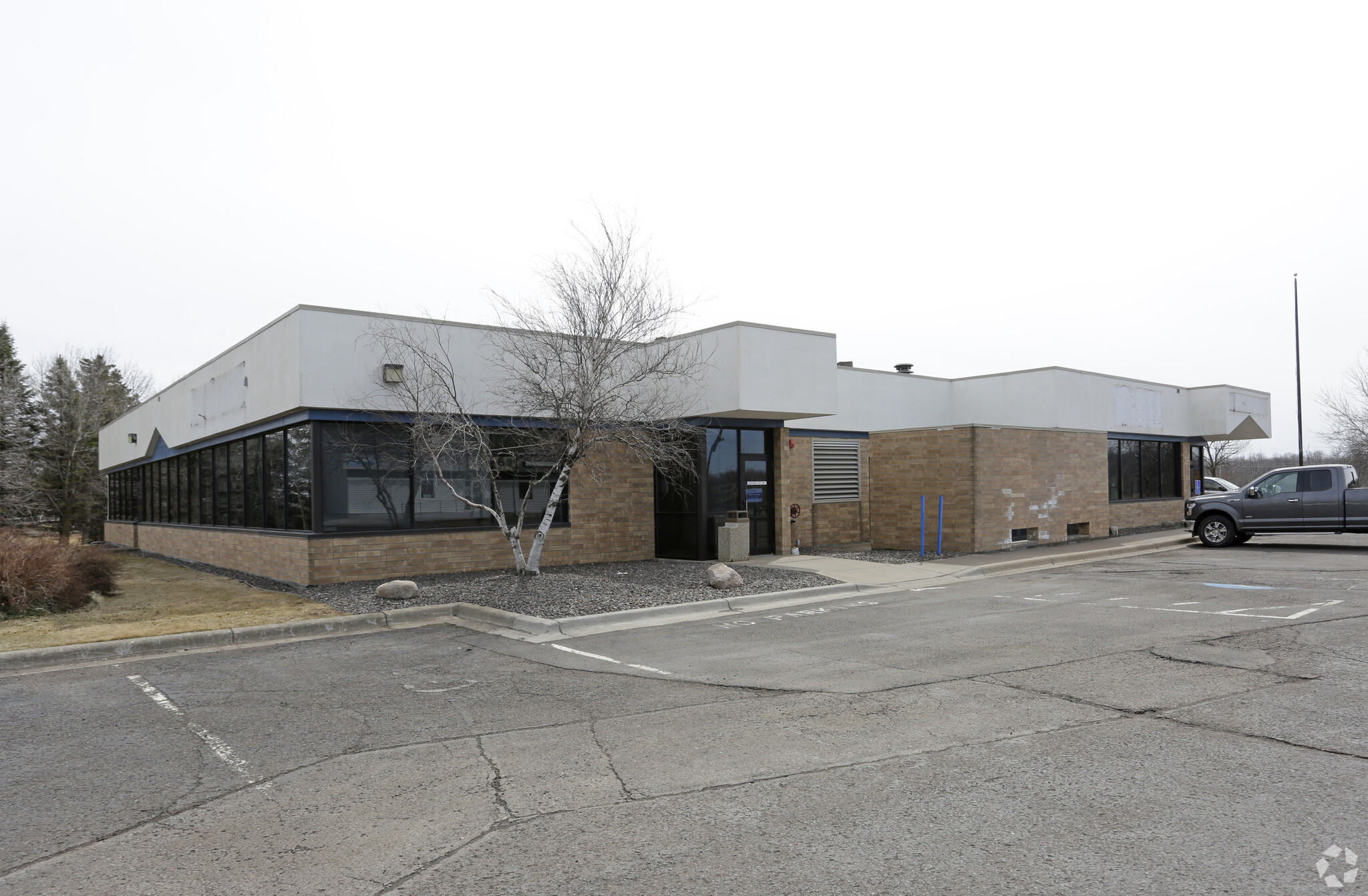 4884 Miller Trunk Hwy, Duluth, MN for sale Building Photo- Image 1 of 1