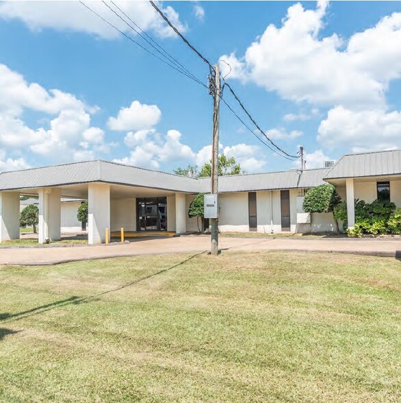 2526 5th St N, Columbus, MS for sale - Primary Photo - Image 1 of 1