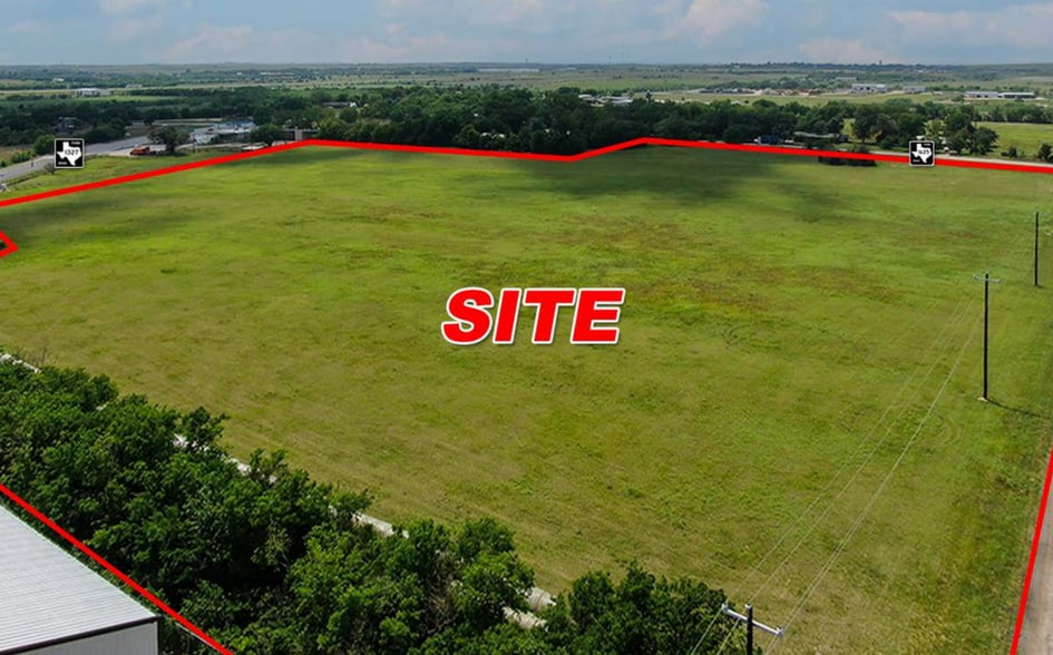 FM 1327, Creedmoor, TX for sale - Building Photo - Image 2 of 4