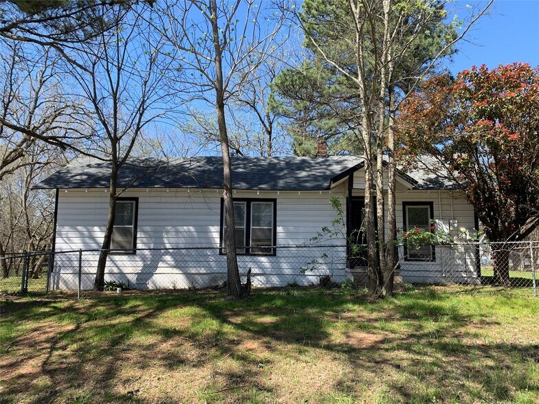 630 E Acheson St, Denison, TX à vendre - Photo principale - Image 1 de 1
