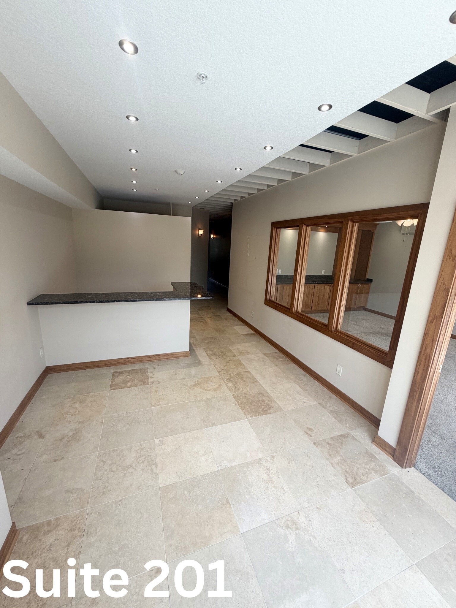 6500 University Ave, Windsor Heights, IA for lease Interior Photo- Image 1 of 6