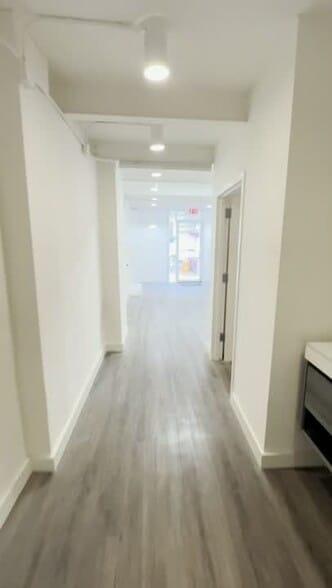 831 W 181st St, New York, NY for lease - Commercial Listing Video - Image 3 of 14