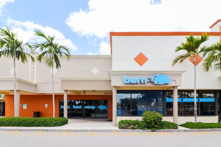 11383-11445 Palmetto Park Rd, Boca Raton, FL à louer - Photo du bâtiment - Image 2 de 10