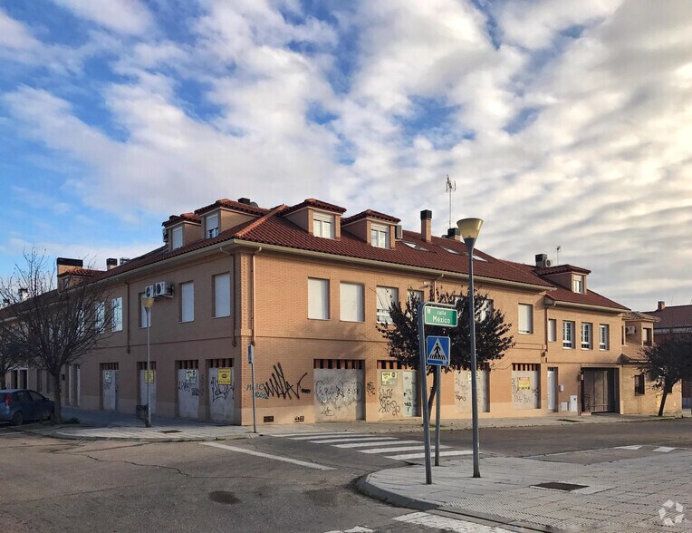 Paseo del Descubrimiento, 51, San Martín de la Vega, Madrid à vendre - Photo du bâtiment - Image 2 de 2