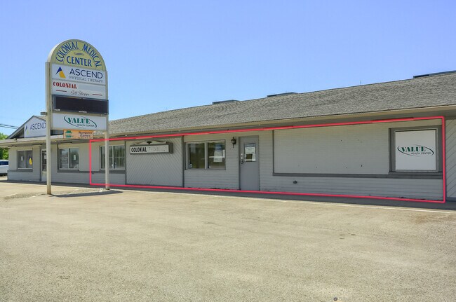 Plus de détails pour 708-708 Ekastown Rd, Sarver, PA - Commerce de détail à louer