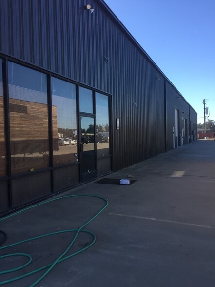 2115 Willow Rd, Arroyo Grande, CA for sale - Building Photo - Image 3 of 7