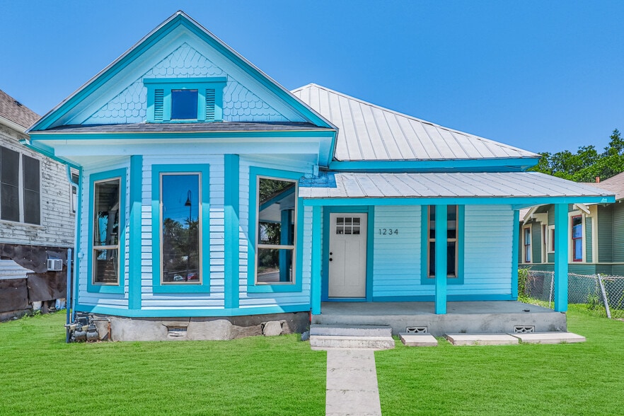 1234 S Saint Marys St, San Antonio, TX for sale - Building Photo - Image 3 of 12