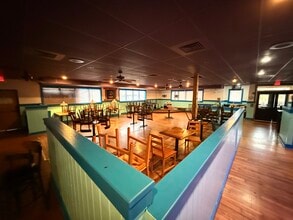 5769 State Hwy 303 NE, Bremerton, WA for lease Interior Photo- Image 2 of 11