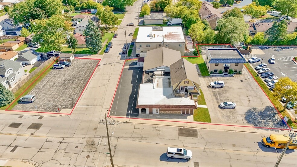 2713 S Chicago Ave, South Milwaukee, WI for sale - Building Photo - Image 3 of 23