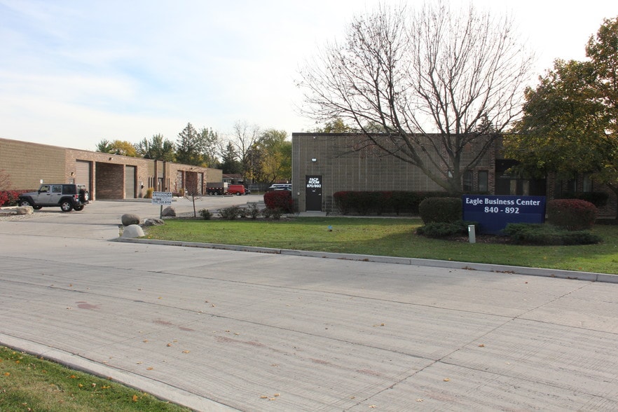 870-892 Eagle Dr, Bensenville, IL for lease - Other - Image 2 of 5