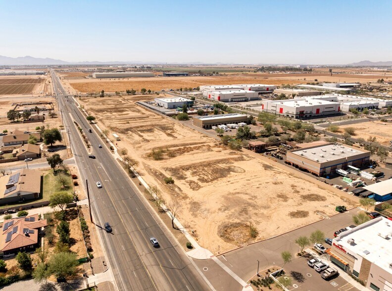 10950 N Dysart Rd, Surprise, AZ for sale - Building Photo - Image 2 of 4