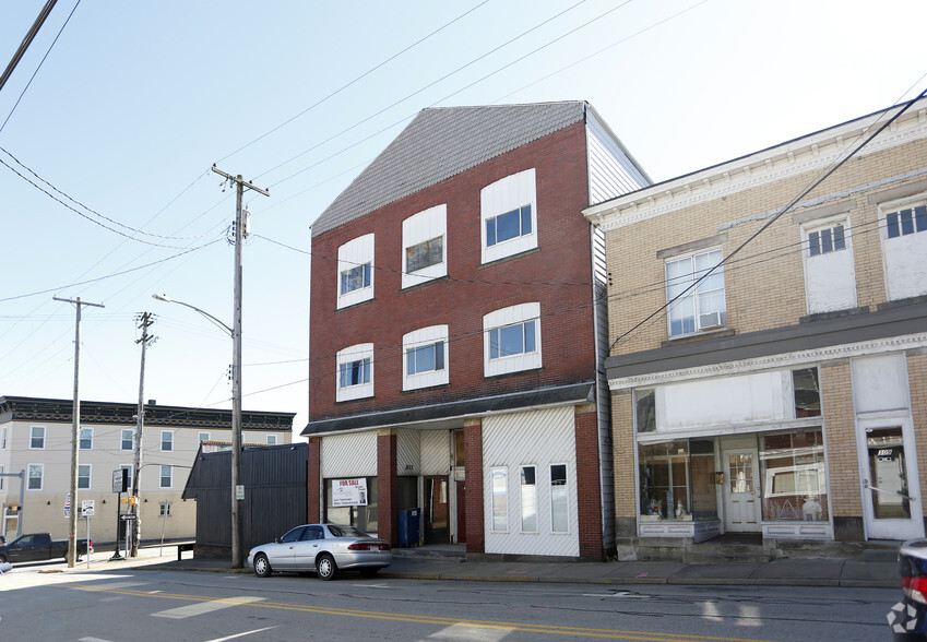 303-307 Depot St, Youngwood, PA à vendre - Photo principale - Image 1 de 1