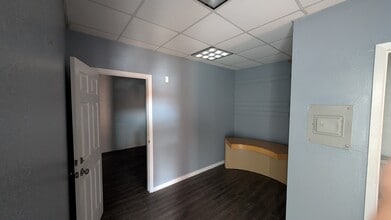 4531 Ayers St, Corpus Christi, TX for lease Interior Photo- Image 2 of 4