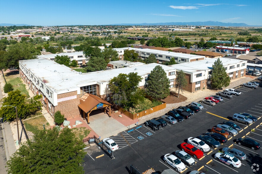 2025 Jerry Murphy Rd, Pueblo, CO à vendre - Photo principale - Image 3 de 124