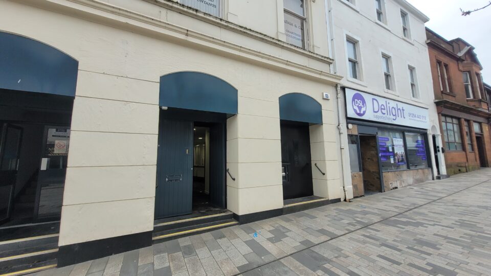 151 High St, Irvine for sale - Primary Photo - Image 1 of 9