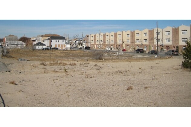 50 Marvin St, Far Rockaway, NY for sale - Primary Photo - Image 1 of 2