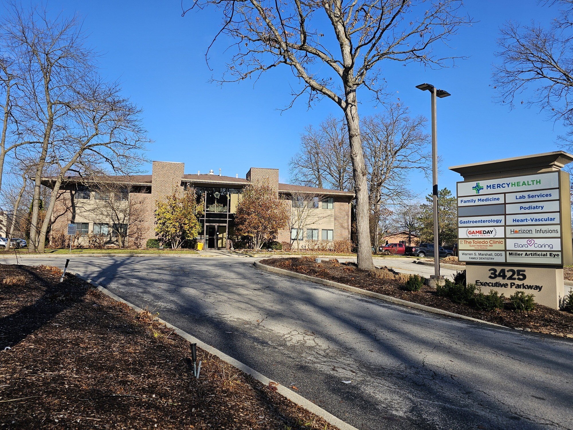 3425 Executive Pky, Toledo, OH à louer Photo du bâtiment- Image 1 de 9