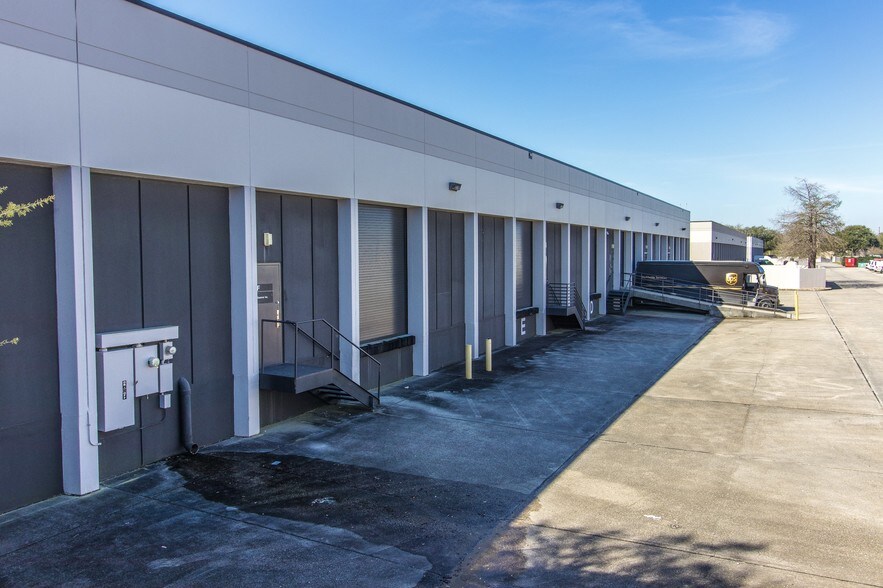 143 Mallard St, Saint Rose, LA à louer - Photo du bâtiment - Image 2 de 3